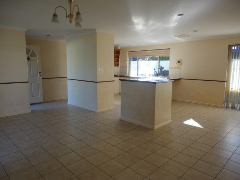 PRICE REDUCTION !!!/1 Crown Street, Rivervale WA 6103