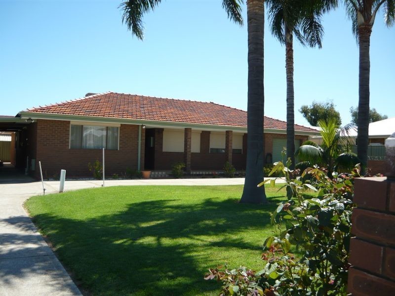 17 Apricot Street, Forrestfield WA 6058