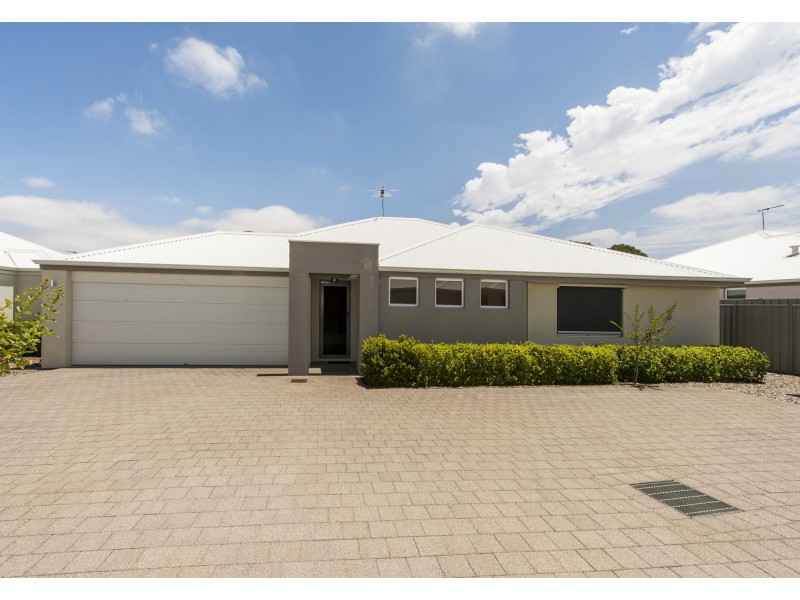 2/458 Kalamunda Road, High Wycombe WA 6057