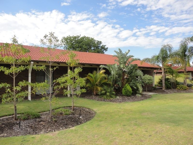 1 Citrus Grove, High Wycombe WA 6057