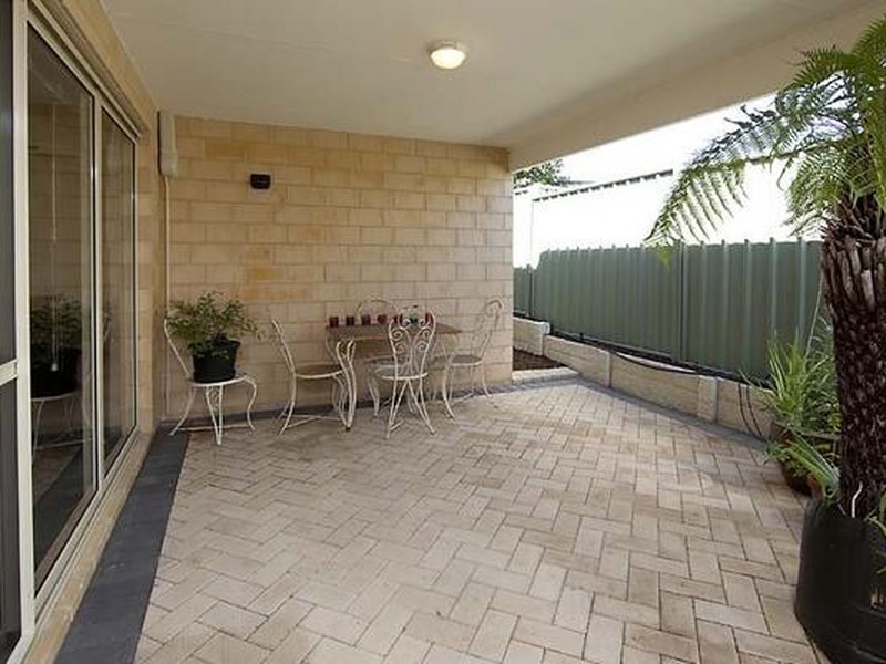 10/456 Kalamunda Road, High Wycombe WA 6057