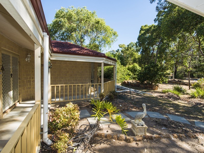 10 Doddington Place, Parkerville WA 6081