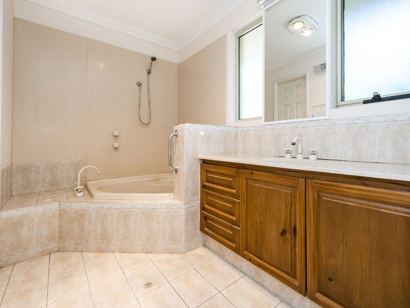 10 Doddington Place, Parkerville WA 6081