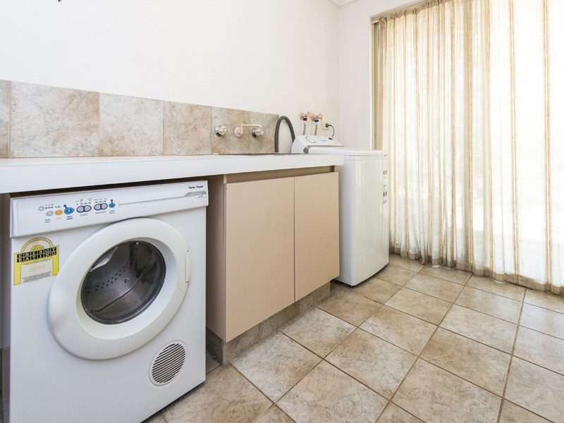 10 Doddington Place, Parkerville WA 6081