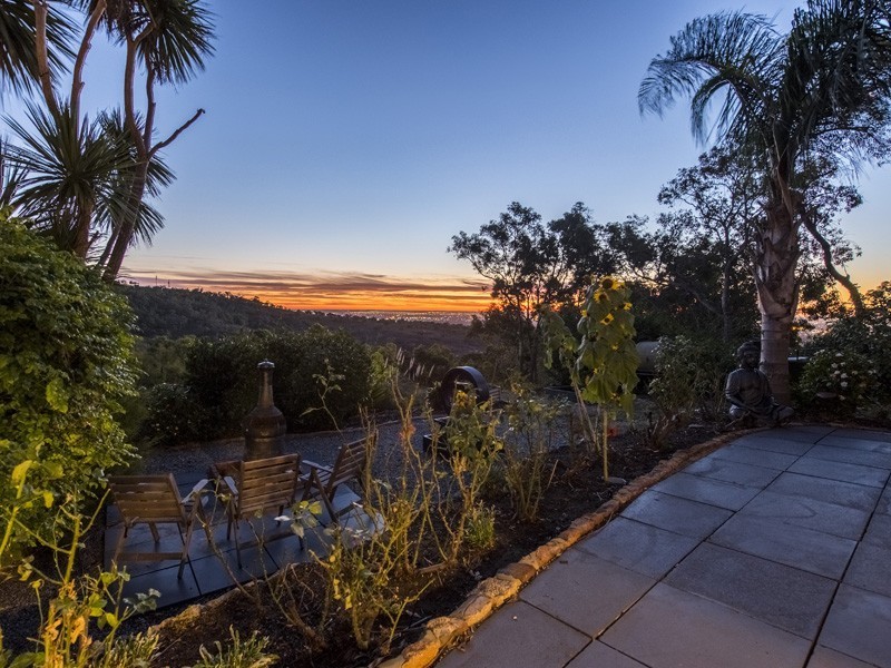 47 Ozone Terrace, Kalamunda WA 6076