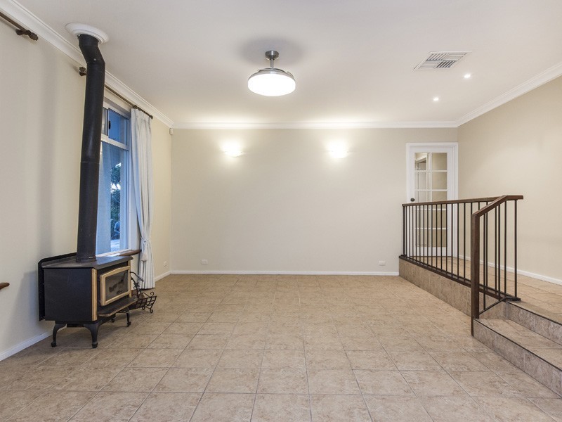 47 Ozone Terrace, Kalamunda WA 6076