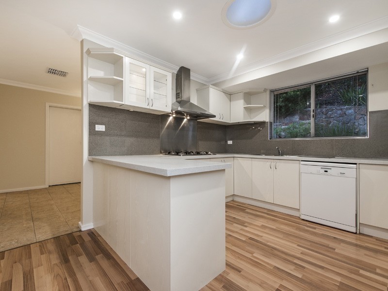 47 Ozone Terrace, Kalamunda WA 6076