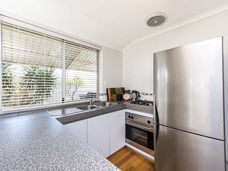 2 Dirphia Place, High Wycombe WA 6057