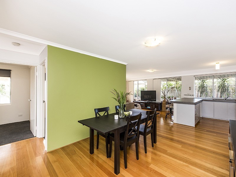 2 Dirphia Place, High Wycombe WA 6057