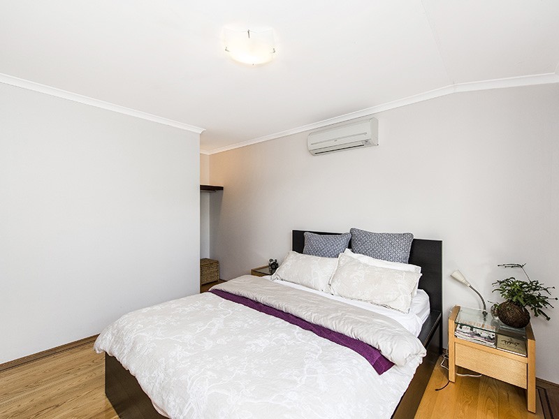 2 Dirphia Place, High Wycombe WA 6057