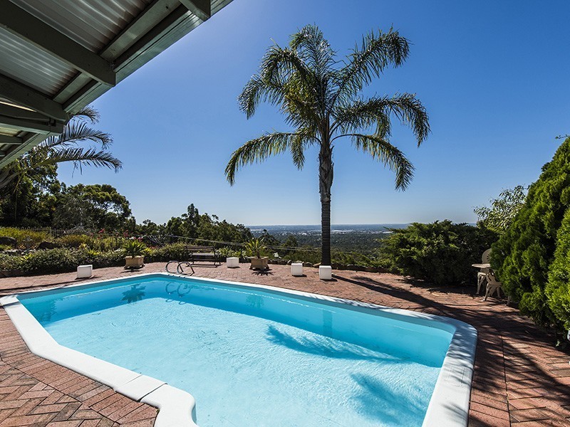 19 Kalamatta Way, Gooseberry Hill WA 6076