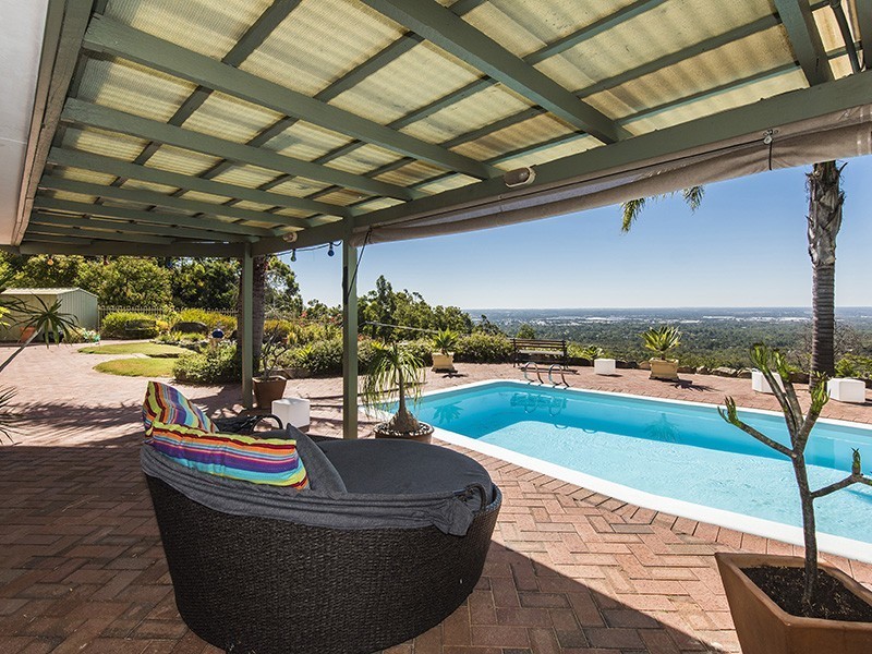 19 Kalamatta Way, Gooseberry Hill WA 6076