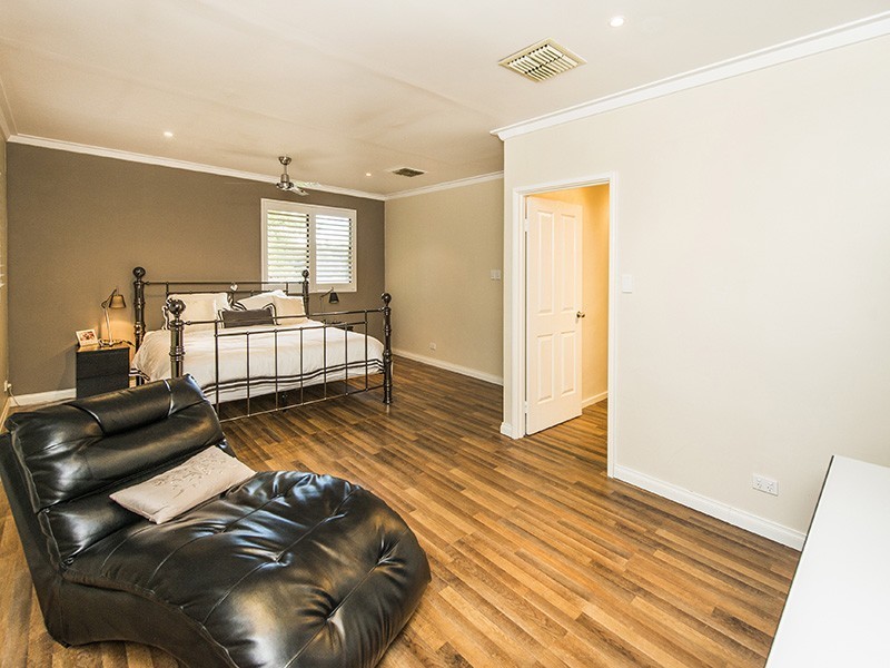 3 Kalbarri Street, Lesmurdie WA 6076