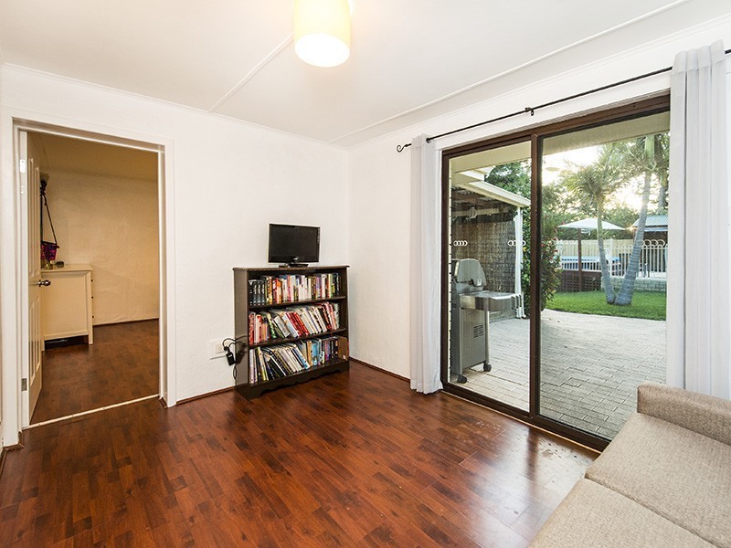 3 Kalbarri Street, Lesmurdie WA 6076