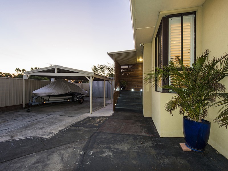 3 Kalbarri Street, Lesmurdie WA 6076