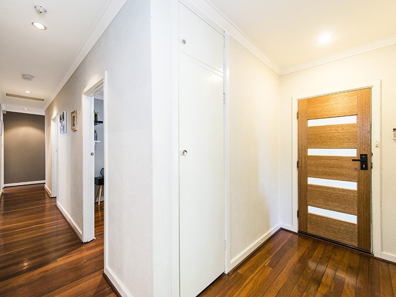 16 Edney Road, High Wycombe WA 6057