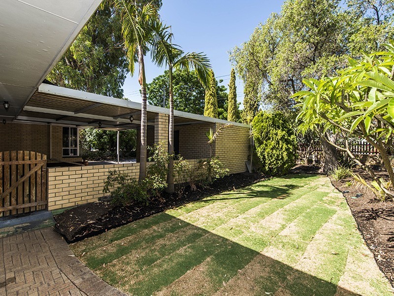 16 Edney Road, High Wycombe WA 6057