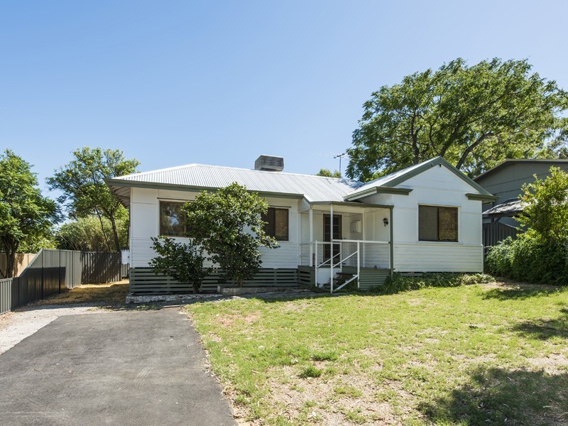 1 Frederic Street, Koongamia WA 6056