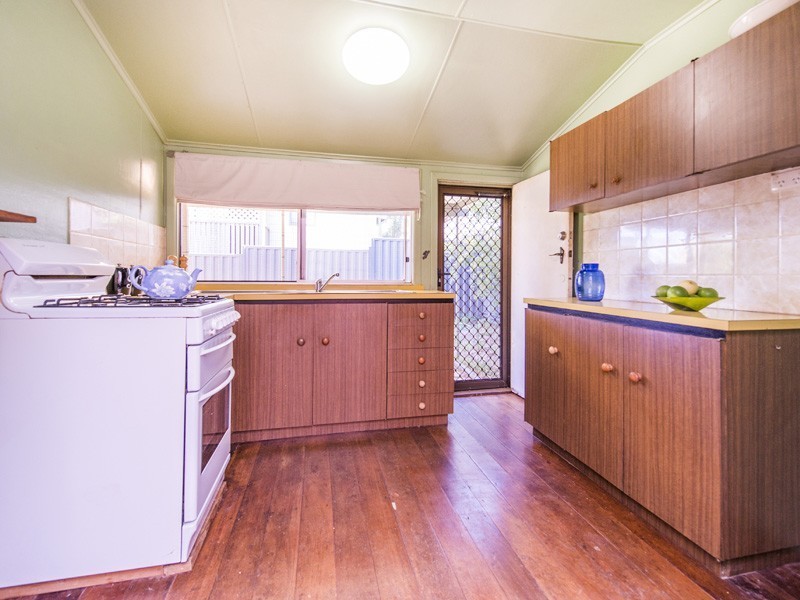 1 Frederic Street, Koongamia WA 6056