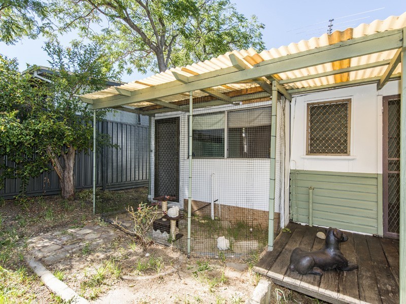 1 Frederic Street, Koongamia WA 6056