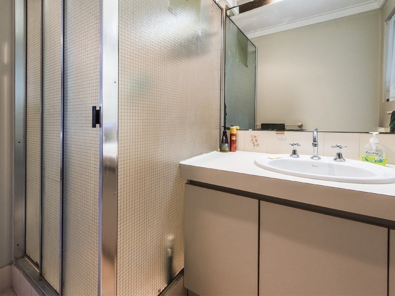 17 The Boulevard, Gooseberry Hill WA 6076