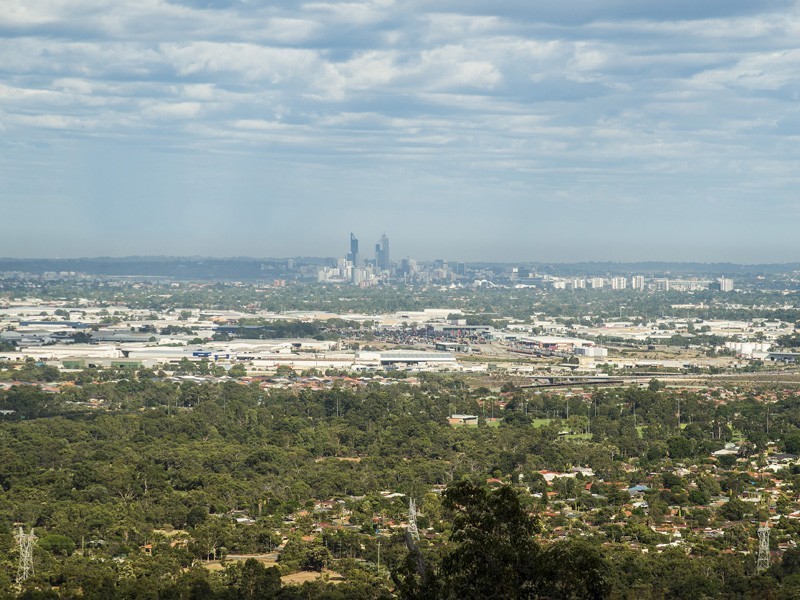 21 Ford Road, Lesmurdie WA 6076