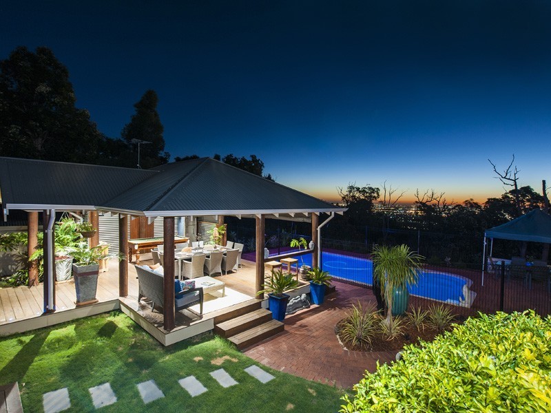 41 Brine Road, Kalamunda WA 6076