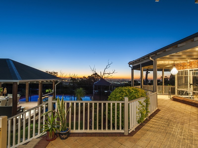 41 Brine Road, Kalamunda WA 6076