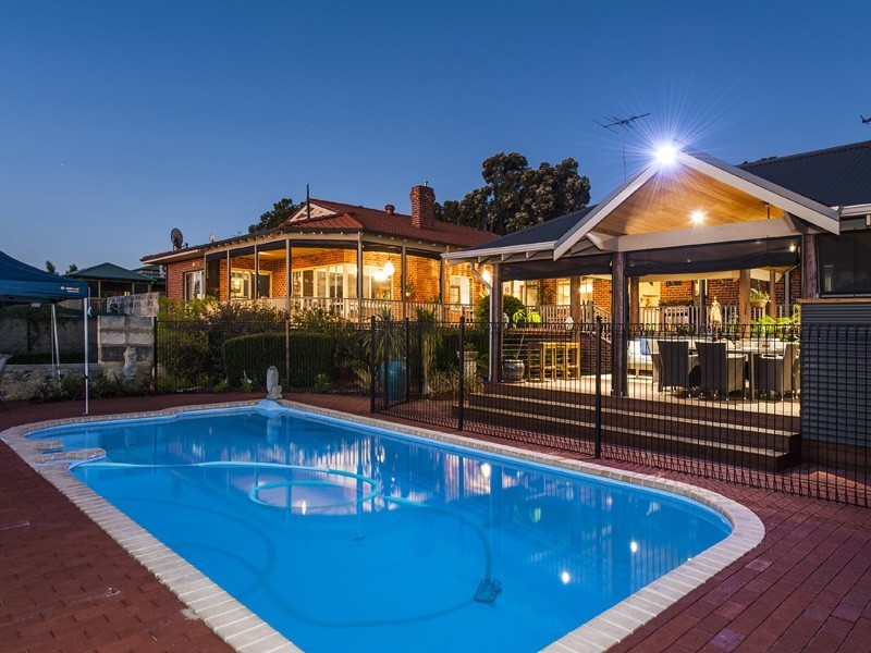 41 Brine Road, Kalamunda WA 6076