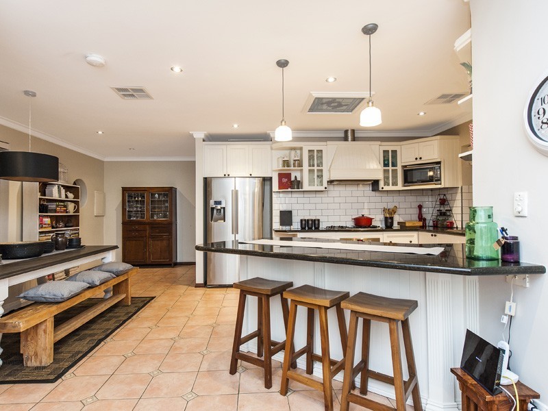 41 Brine Road, Kalamunda WA 6076