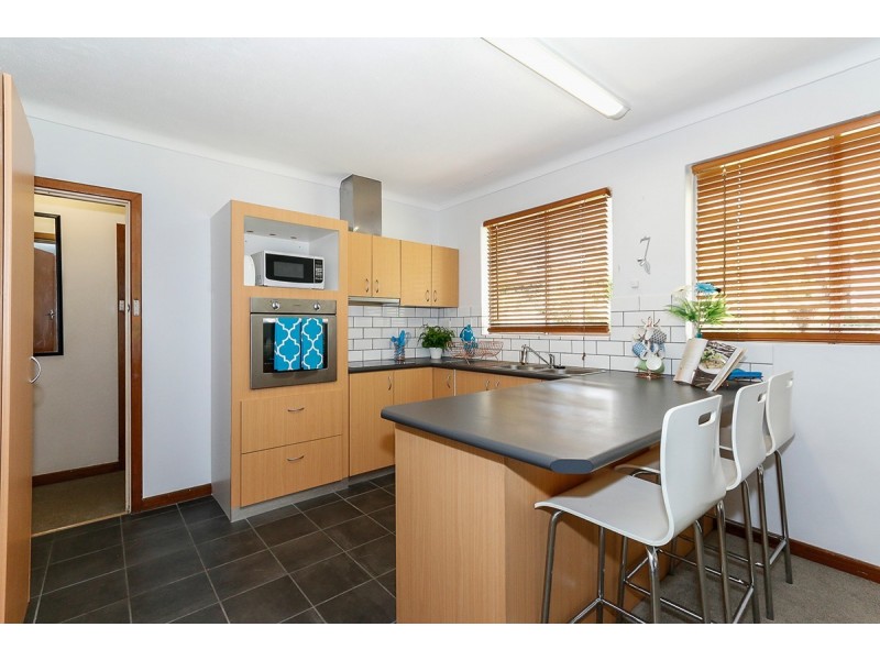 7 Anita Place, Lesmurdie WA 6076