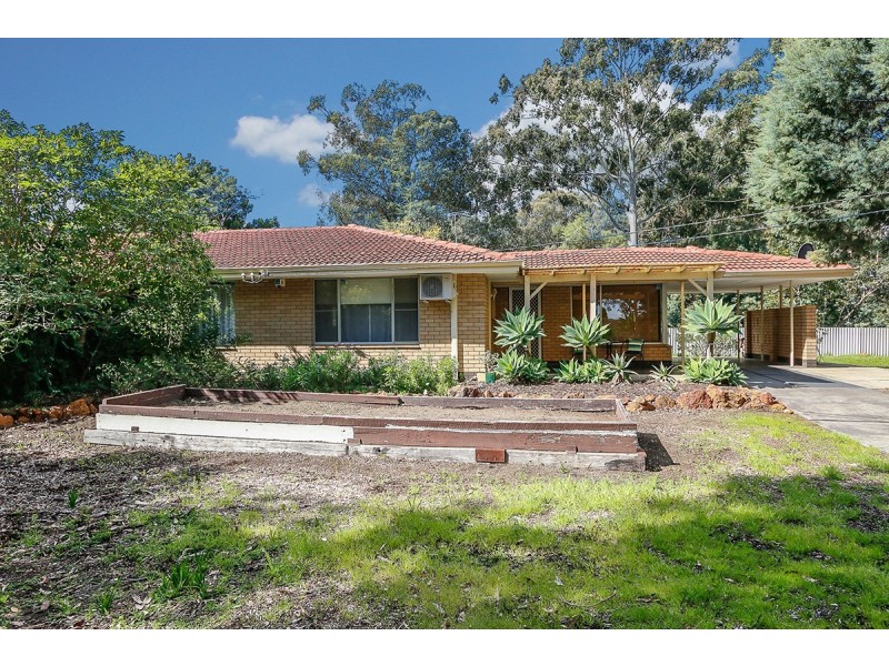 7 Anita Place, Lesmurdie WA 6076