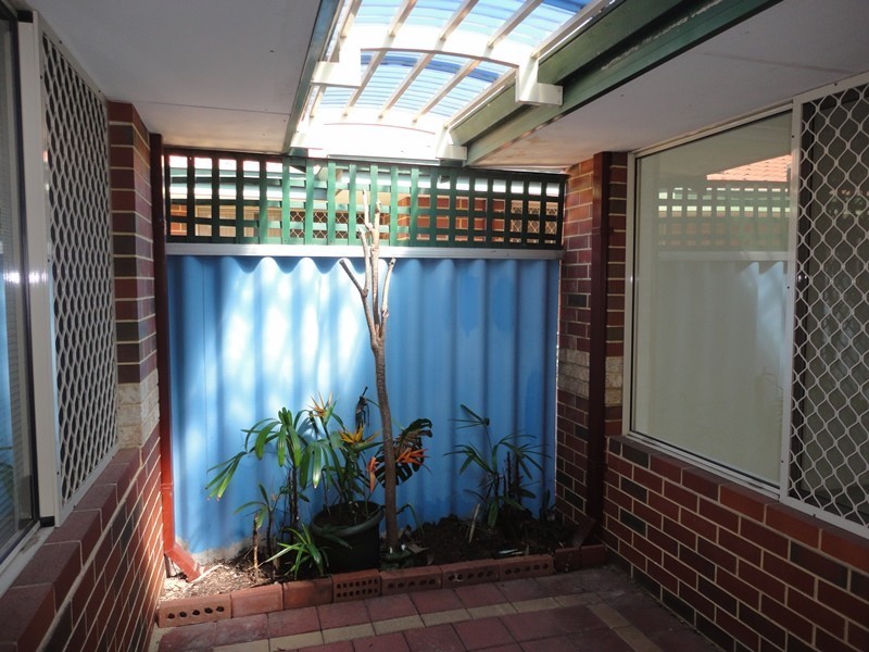 PRICE REDUCTION!!!/18 Mitchell Street, Bentley WA 6102