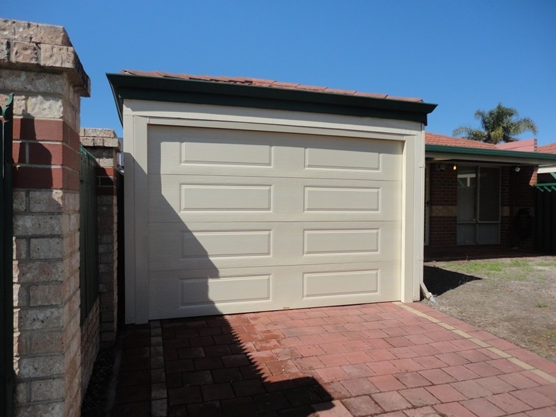 PRICE REDUCTION!!!/18 Mitchell Street, Bentley WA 6102