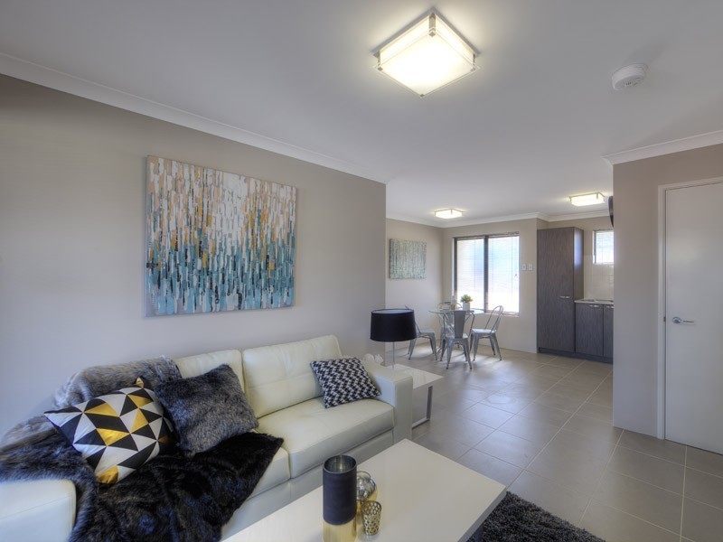 6/15 Boonooloo road, Kalamunda WA 6076