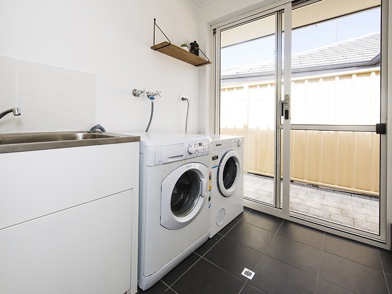 6 Gilba Place, Maida Vale WA 6057