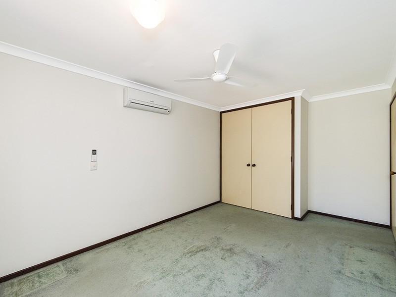 12 Essex Street, Forrestfield WA 6058