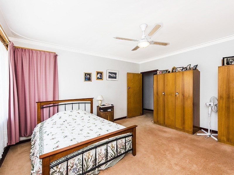 1 Billara Street, Maida Vale WA 6057