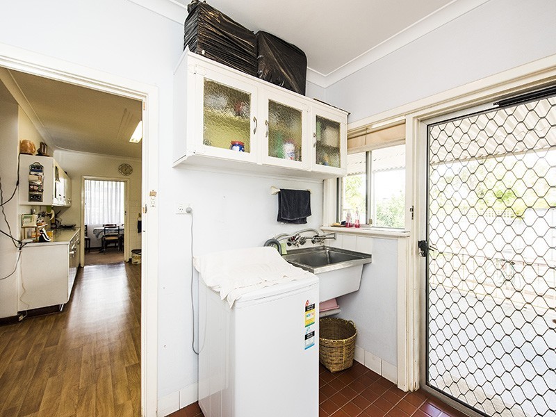 1 Billara Street, Maida Vale WA 6057