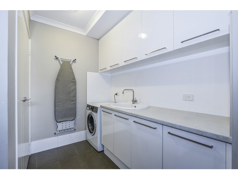 20 Woodview Retreat, Lesmurdie WA 6076