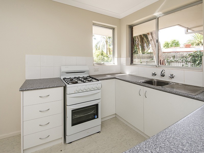 9 Guava Court, Forrestfield WA 6058