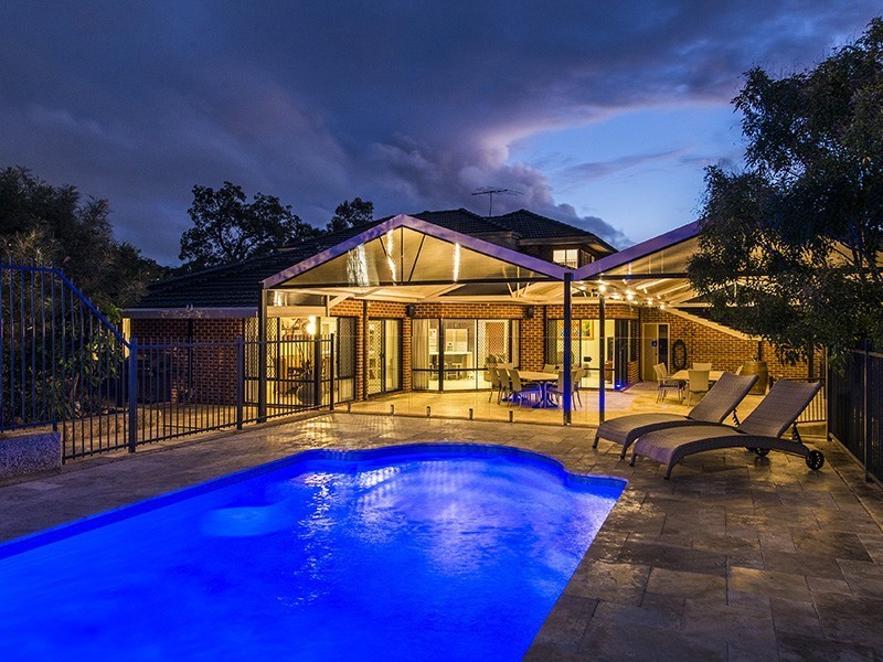 114 John Farrant Drive, Gooseberry Hill WA 6076