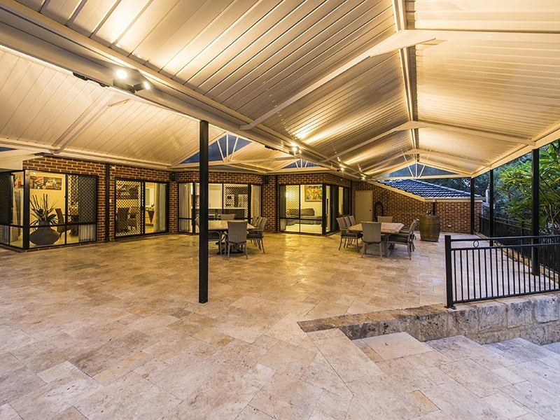 114 John Farrant Drive, Gooseberry Hill WA 6076