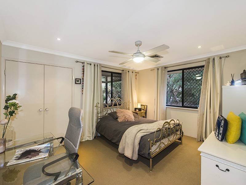 114 John Farrant Drive, Gooseberry Hill WA 6076