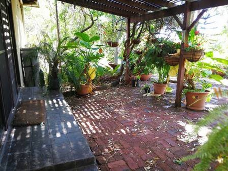 19 Walbeck road, Kalamunda WA 6076