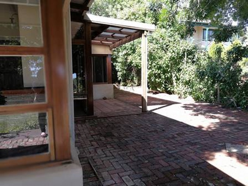 19 Walbeck road, Kalamunda WA 6076