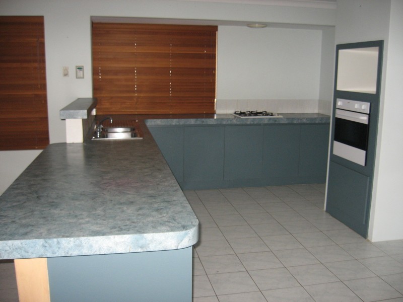 23 Emerald Court, Maida Vale WA 6057