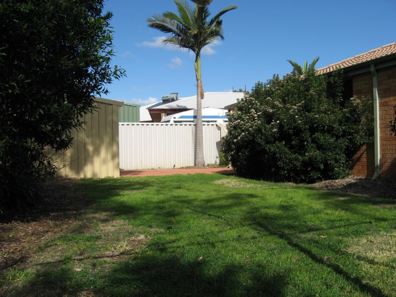 23 Emerald Court, Maida Vale WA 6057