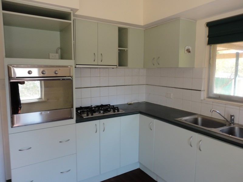 15 Warner Road, High Wycombe WA 6057
