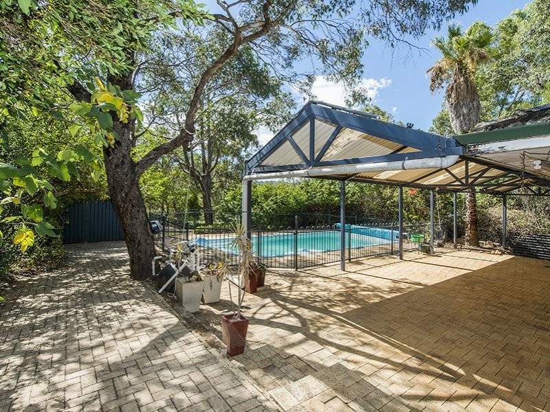 94 Scott Street, Boya WA 6056